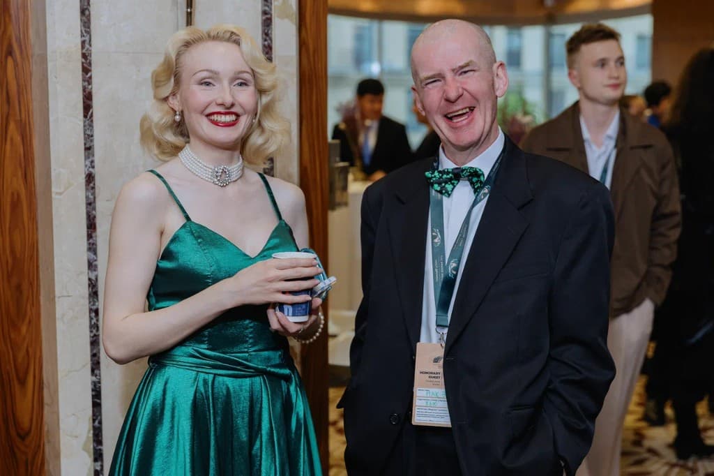 EnglishPlusU team at a formal event